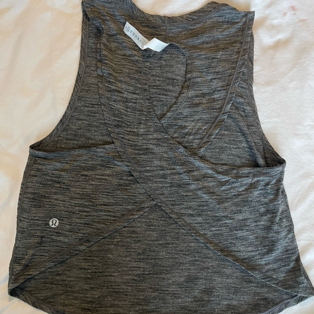 Lululemon never worn Fast As Light Muscle Tank heather black size 4